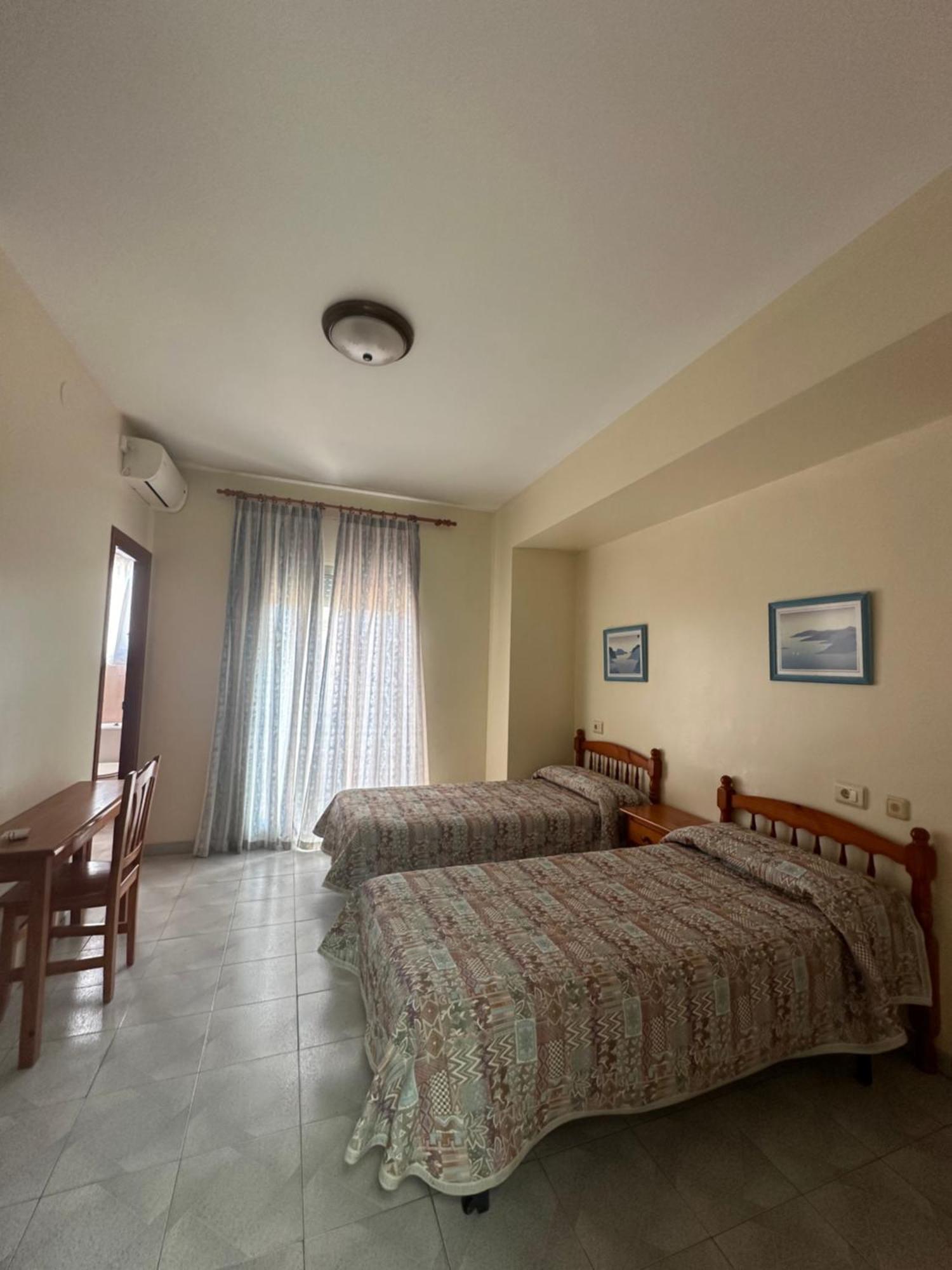 Hotel Miramar Torreblanca Pokoj fotografie